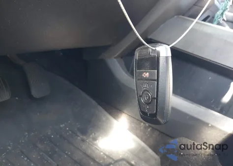 2020 Ford Expedition Xlt из США, поврежденный, VIN 1FMJU1HTXLEA98664